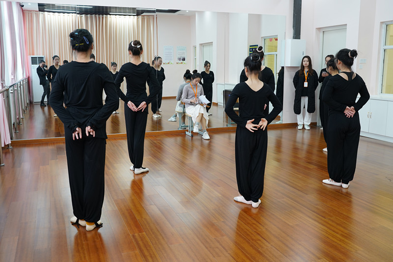 @ȫ���Ա�����������п����������