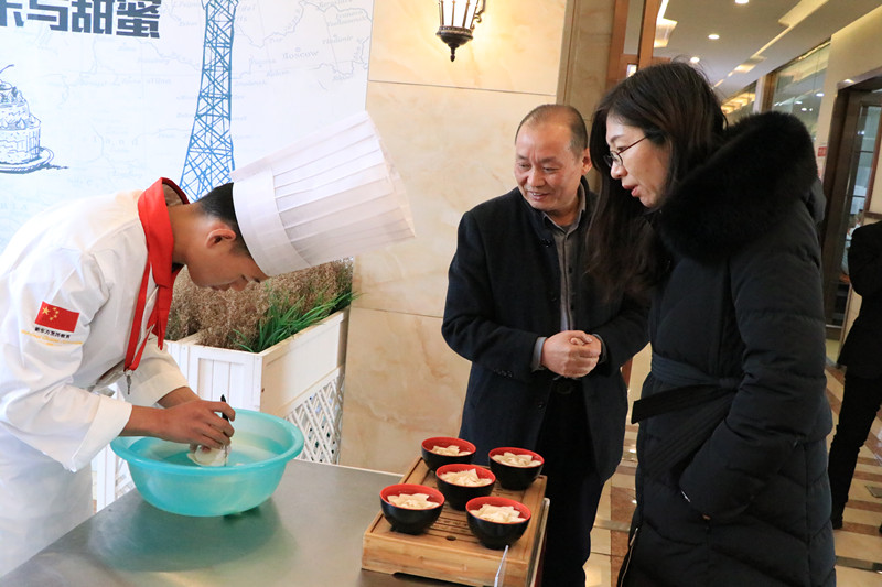 ������������ҵ����������߽������¶����ι�