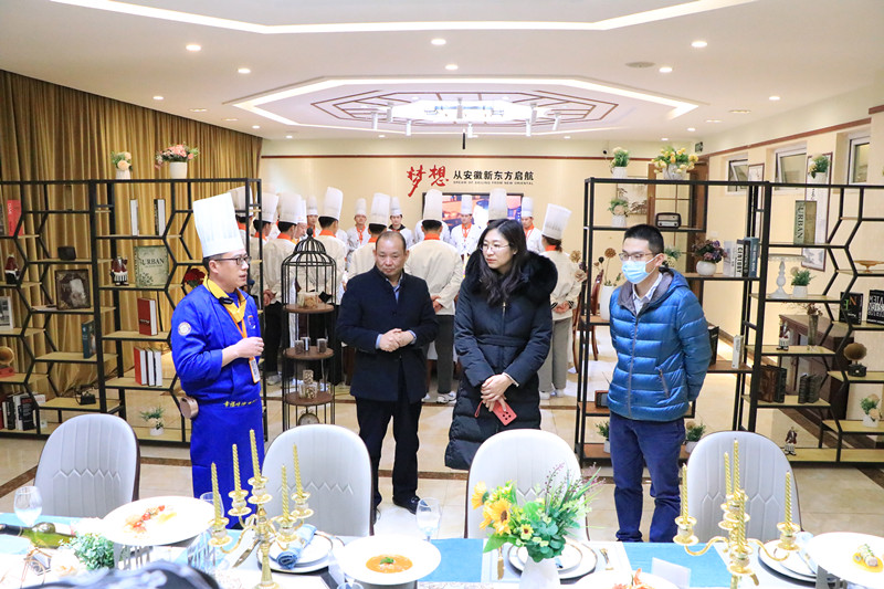 ������������ҵ����������߽������¶����ι�