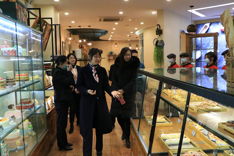 ������������ҵ����������߽������¶����ι�