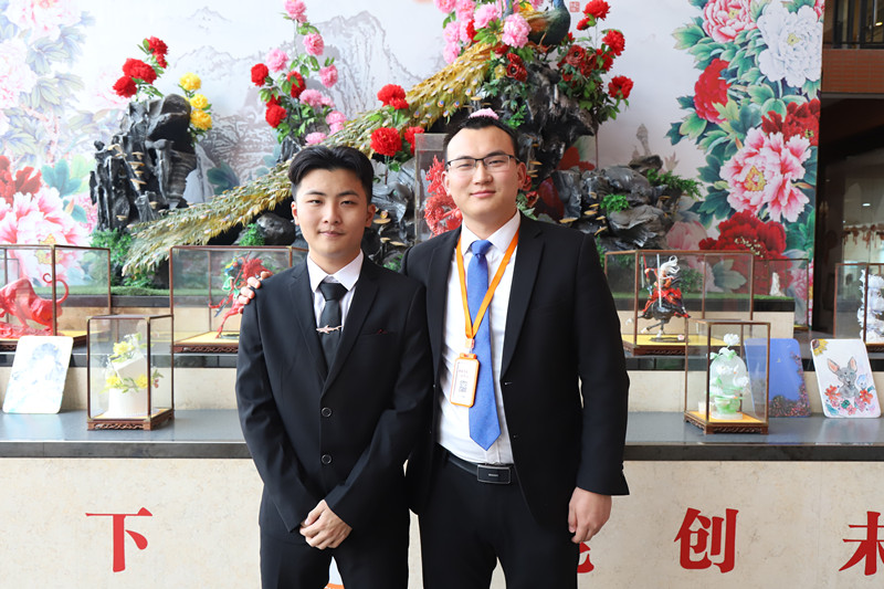 ��ҵ���֣�Ը��ȥǰ���ƽ�