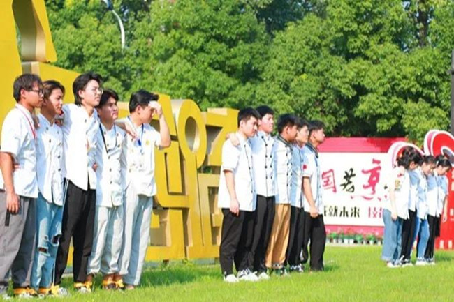 职业教育,创造另一种可能,学技术来安徽新东方