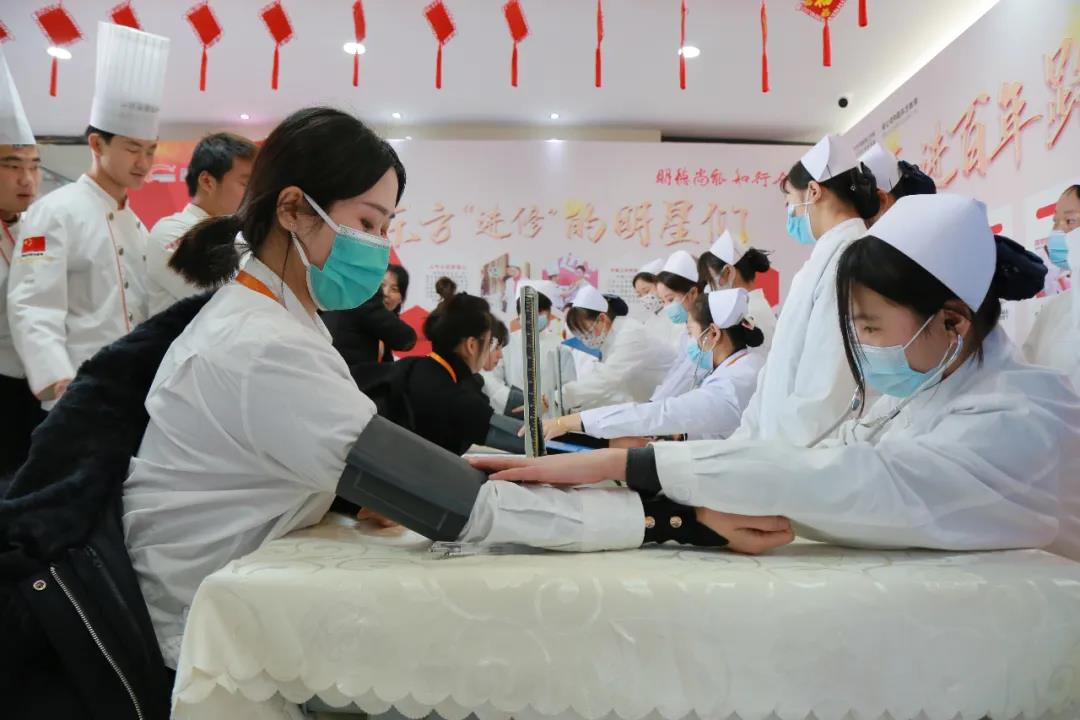 ����У���Ҹ��У���������ů����