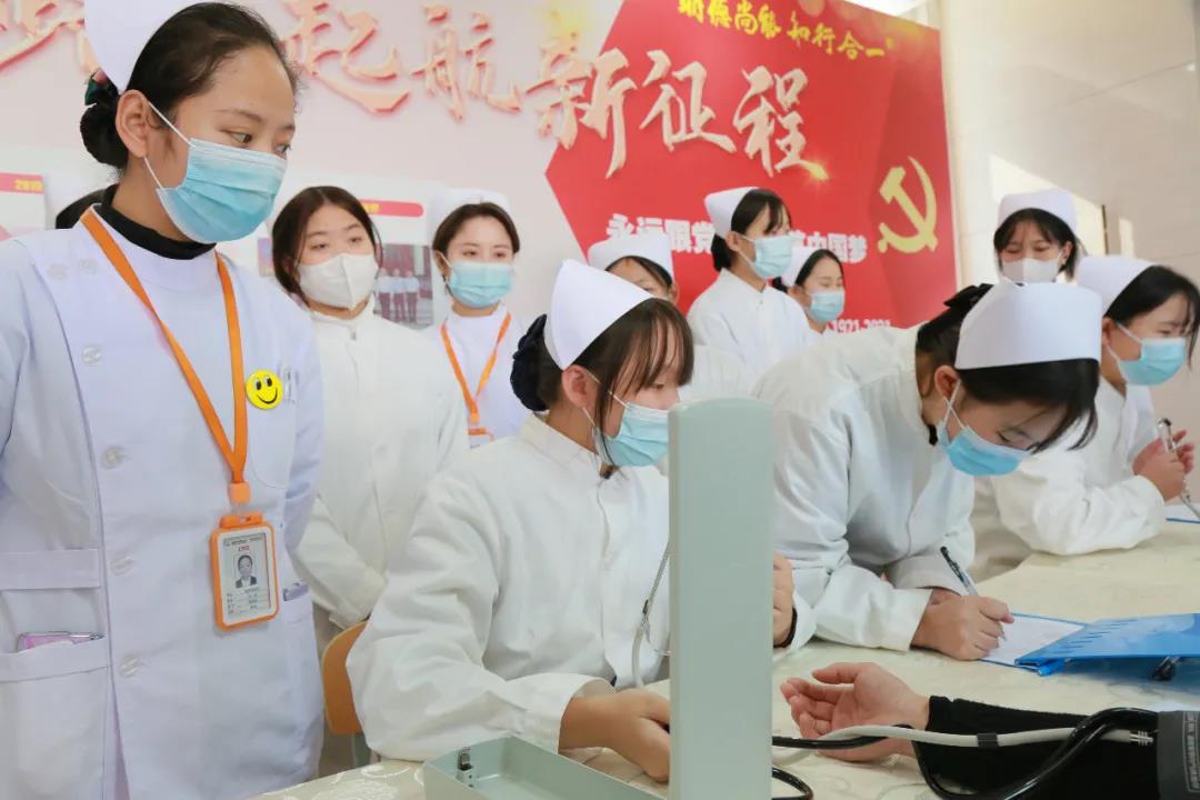 ����У���Ҹ��У���������ů����