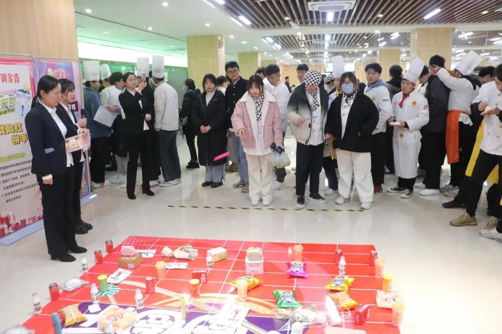 �����¶���������ʳ�ý��쿪ҵ������ֳ�̫������