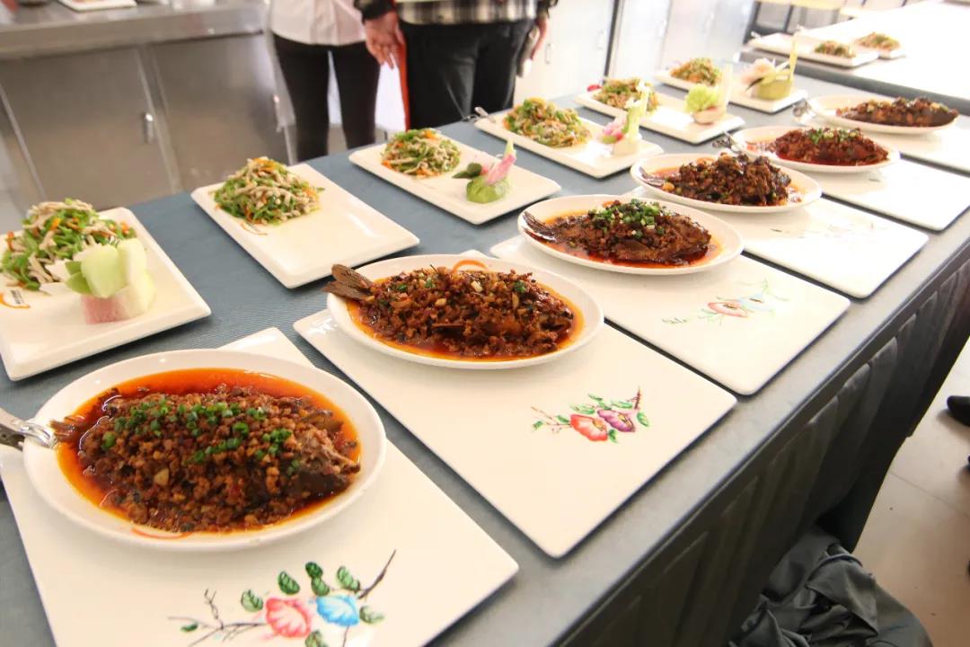 �˷����ȣ���ȼ�Ķ��������¶����Ȳ˽׶��Կ��ˣ�