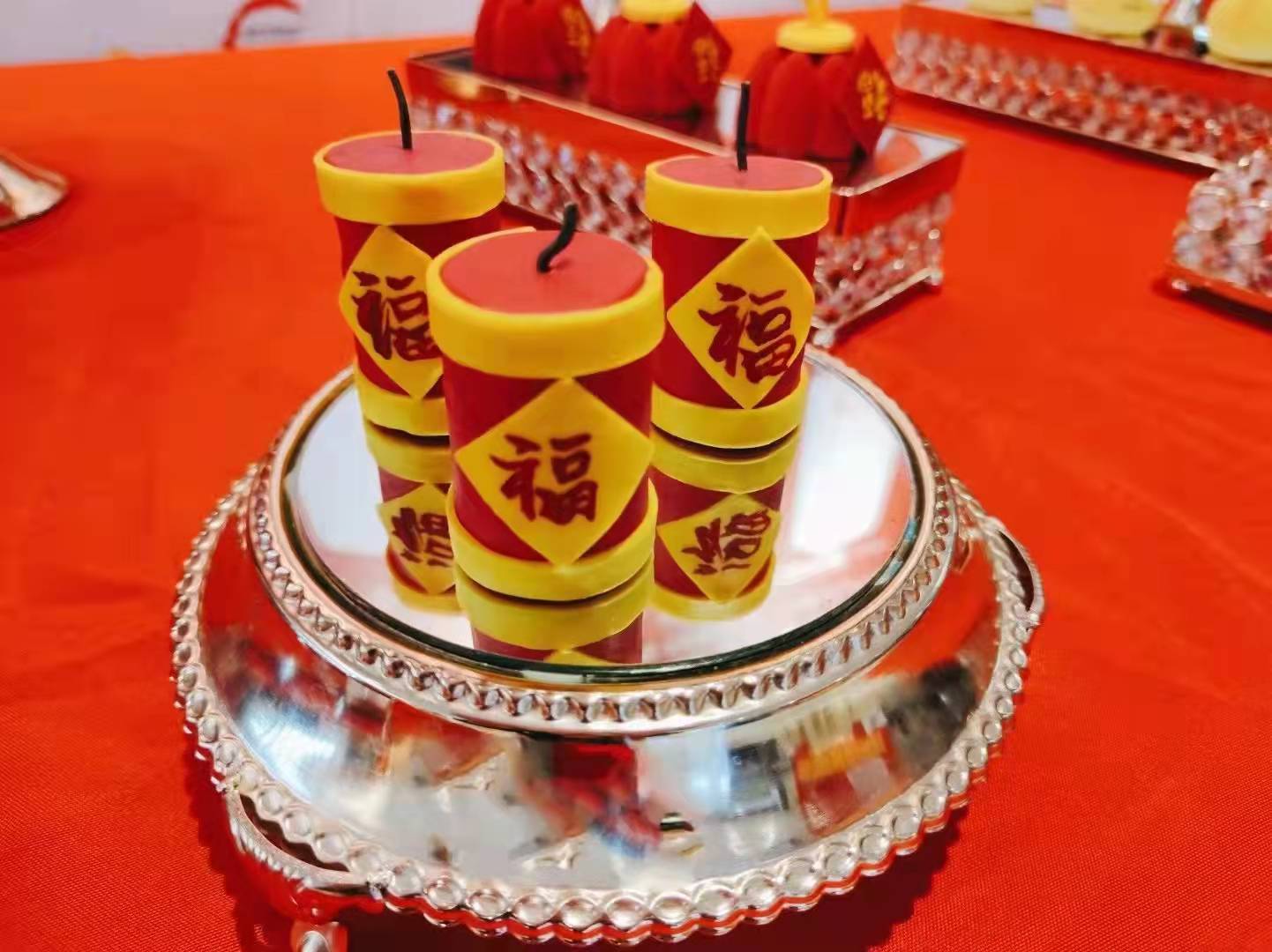 ѧ������������Ʒչ��һ�������Ͱ�