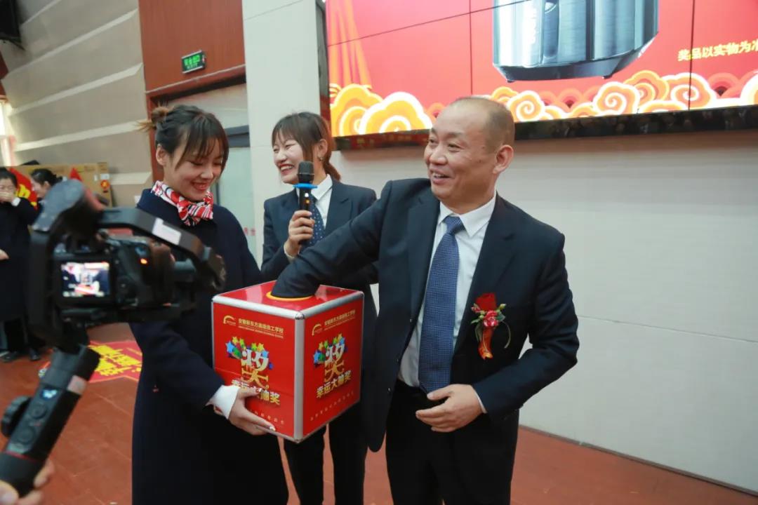 ������������չ�ҷ����������¶���2022���´���Ỷ����Ļ��