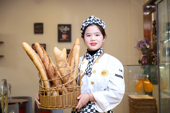 ѧ���㵰�⵽ʲôѧУ�ã��������¶������ѧУ