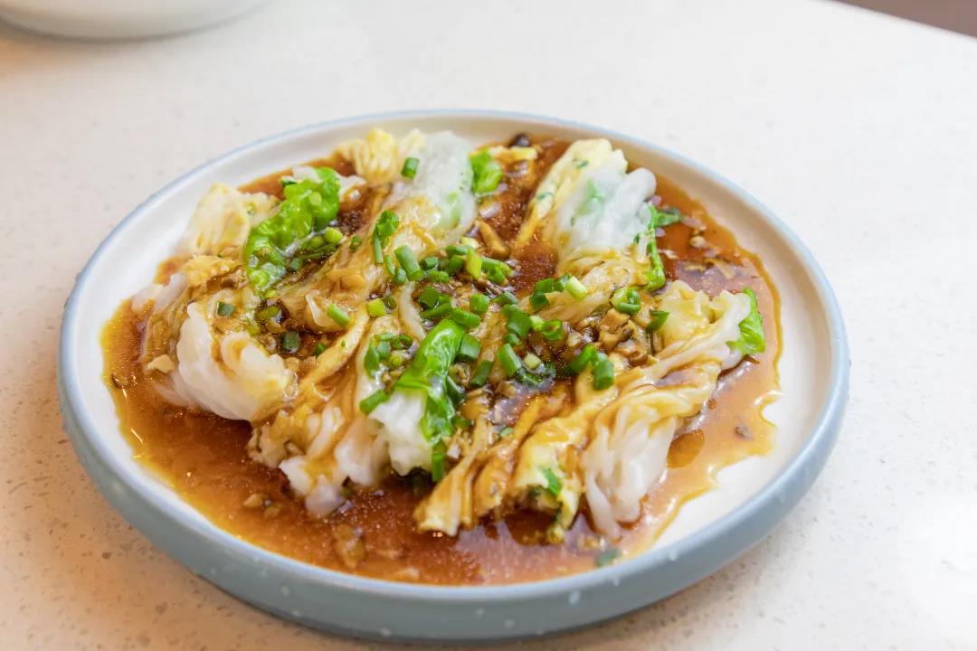 С����ѵѧУ����ã��������¶���С�Լ���