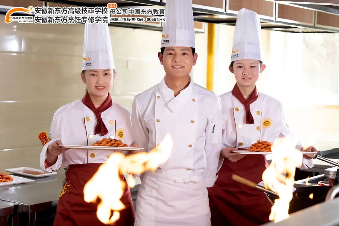 男孩,会烹饪的你真帅!