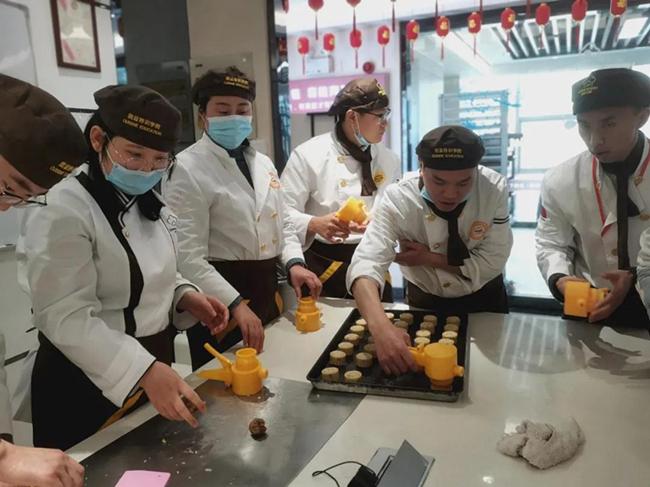 现在学西点烘焙好吗?来安徽新东方学西点怎么样