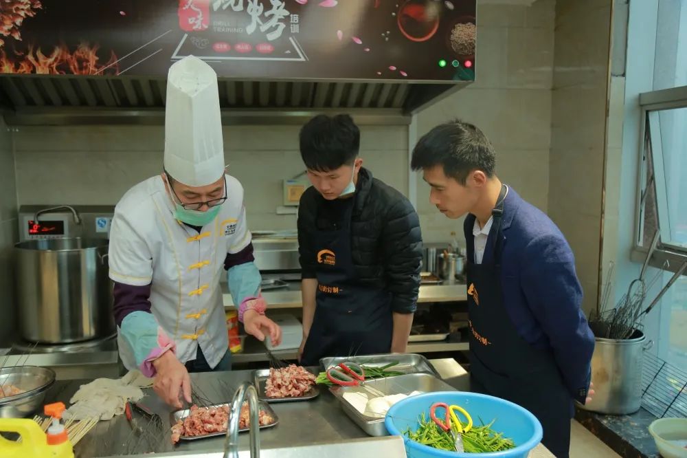 千元学小吃优惠活动!打工返乡学技术好选择